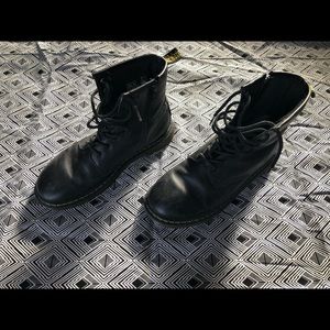 Dr. Martens Delaney Boot